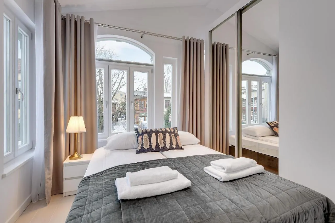 Lion Apartments - Chopina 29 With Parking 5 Min From The Beach And Center Sopot 0*,  Polonia