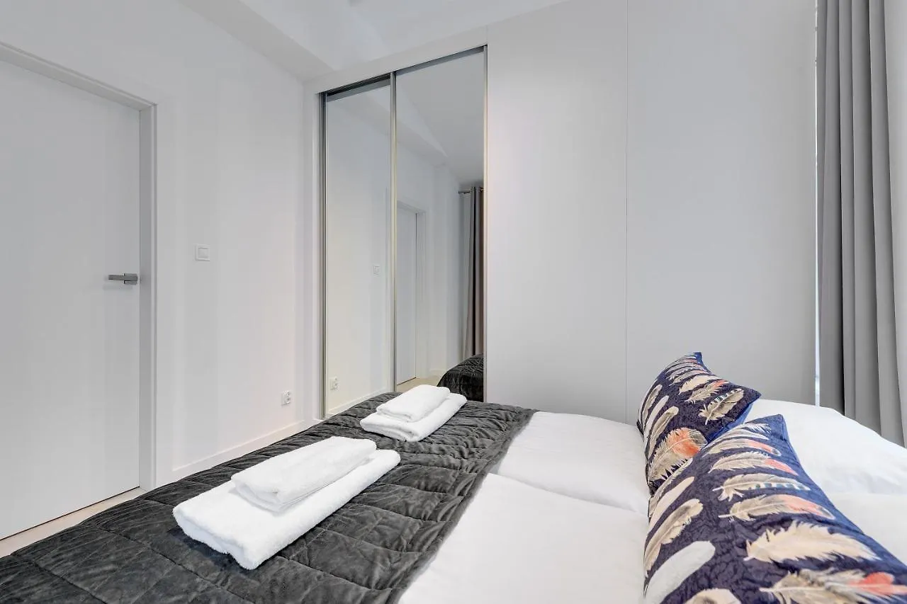 Lion Apartments - Chopina 29 With Parking 5 Min From The Beach And Center Sopot